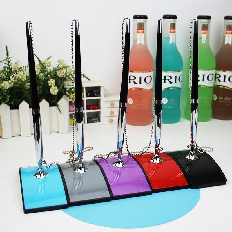 Customizable Desk Pen wi